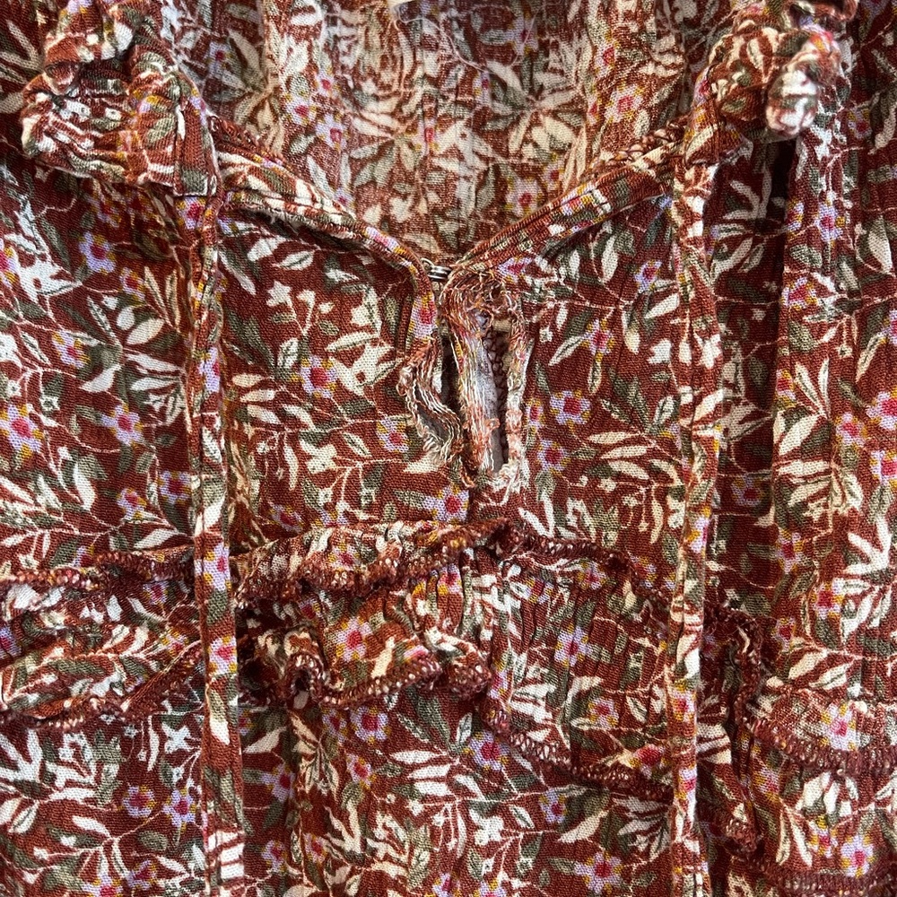 Natural Life Floral Ruffle Top - Picture 3 of 6